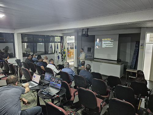 Palestra-14-10-25-21